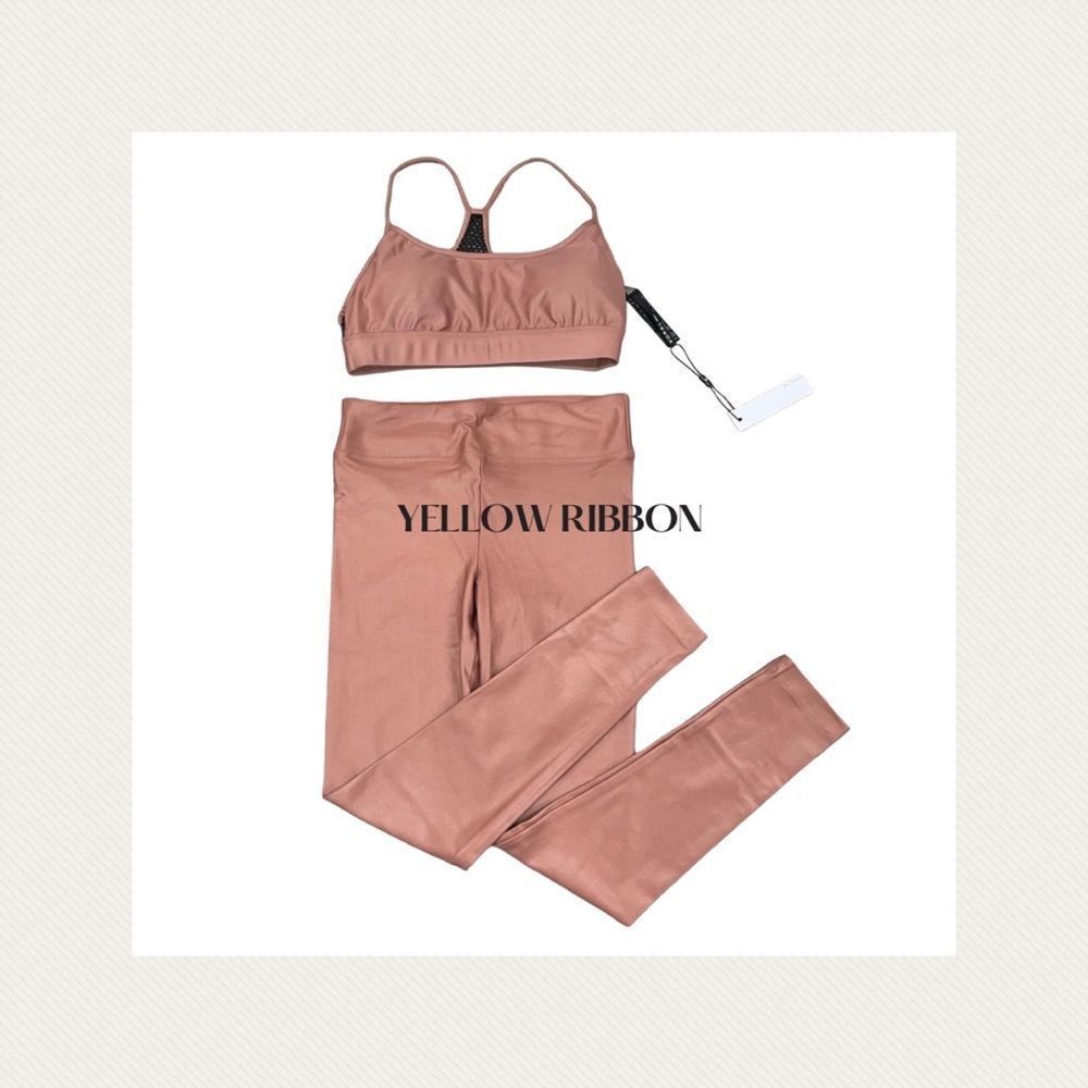 🆕 KORAL Lustrous 2-Pc. Set | Sports Bra & Leggings - Picture 2 of 5
